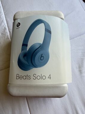 Beats by Dre Beats Solo 4 Blue On-Ear Headphones